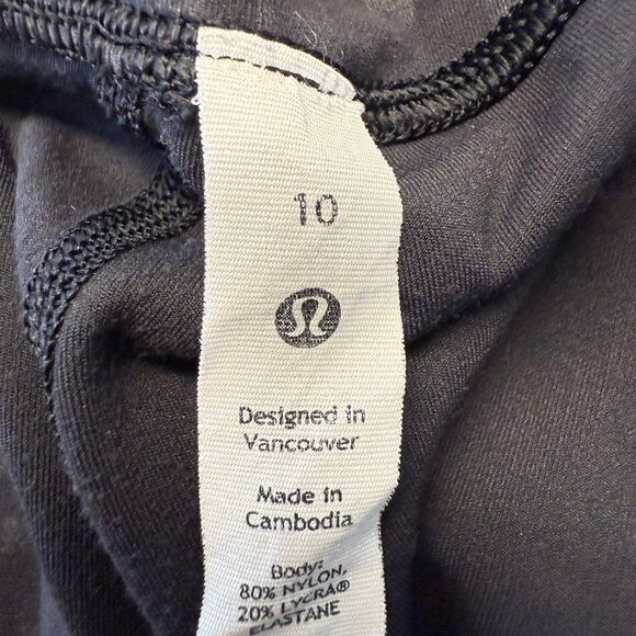 Lululemon 19” leggings size 10 - Picture 4 of 4